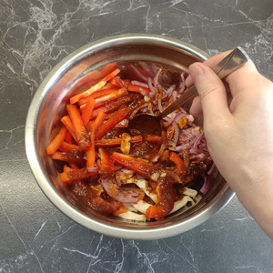 Салат с курицей и болгарским перцем