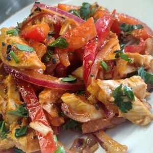 Салат с курицей и болгарским перцем