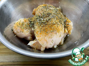 Салат с курицей и жареными баклажанами Салат с курицей и жареными баклажанами