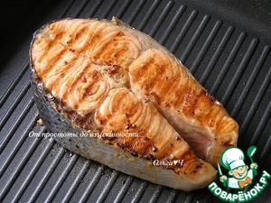 Салат с лососем, апельсином и авокадо Салат с лососем, апельсином и авокадо