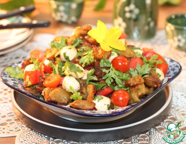 Салат с мягким сыром Чильеджина Салат с мягким сыром Чильеджина