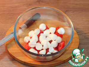 Салат с мягким сыром Чильеджина Салат с мягким сыром Чильеджина