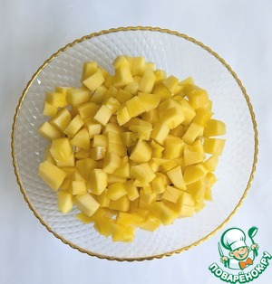 Салат с моцареллой, манго и руколой Салат с моцареллой, манго и руколой