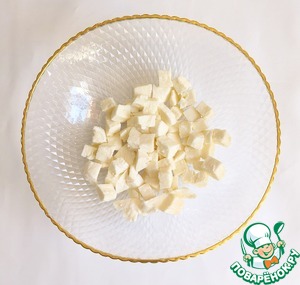 Салат с моцареллой, манго и руколой Салат с моцареллой, манго и руколой