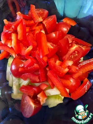 Салат с морковью и коктейльными томатами Салат с морковью и коктейльными томатами