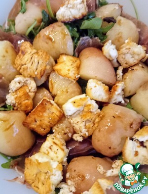 Салат с персиком и прошутто Салат с персиком и прошутто