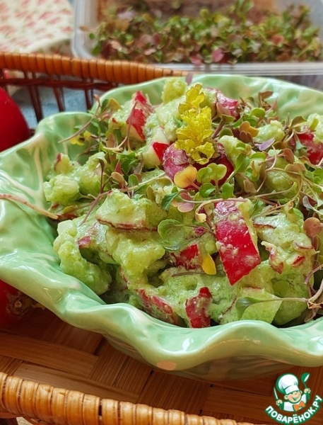 Салат с редисом и руколой "Зелёнка" Салат с редисом и руколой "Зелёнка"