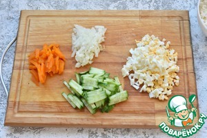 Салат с рисом и тунцом