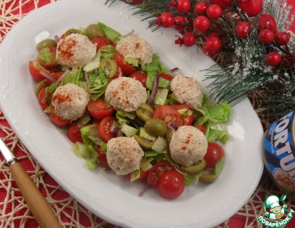 Салат с сырно-рыбными шариками Салат с сырно-рыбными шариками