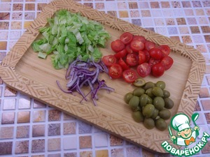 Салат с сырно-рыбными шариками Салат с сырно-рыбными шариками