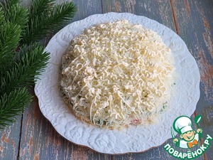 Салат с тунцом и маринованным имбирём