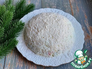 Салат с тунцом и маринованным имбирём