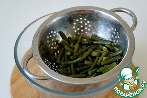 Салат с тушёнкой из индейки