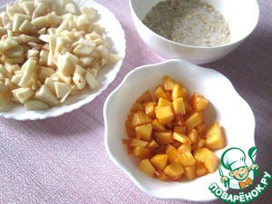 Салат с заправкой из сметаны и киви Салат с заправкой из сметаны и киви