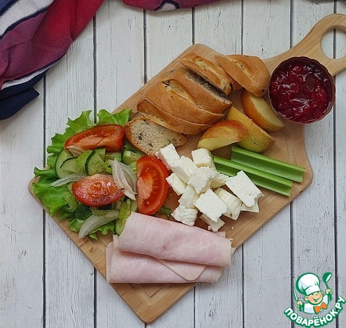 Салатная тарелка с ветчиной Салатная тарелка с ветчиной