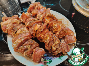 Шашлык в электрошашлычнице "Особый" Шашлык в электрошашлычнице "Особый"