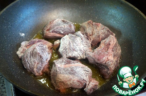 Щечки говяжьи с овощами