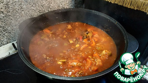 Щечки говяжьи с овощами