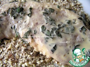 Шницель с мятой, миндалем и кедровыми орешками Шницель с мятой, миндалем и кедровыми орешками