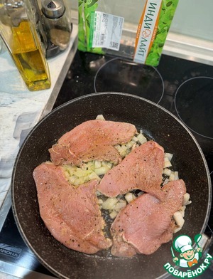 Шницель в сливочном соусе