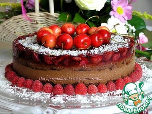 Шоколадный торт с ягодами Шоколадный торт с ягодами