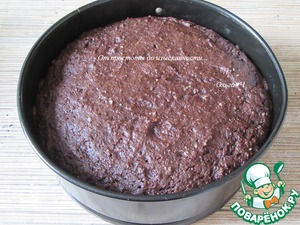 Шоколадный торт с ягодным желе
