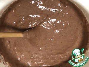 Шоколадный торт с вишней