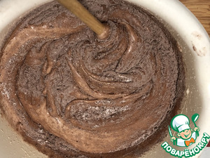 Шоколадный торт с вишней