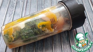 Шпинатный смузи с абрикосом и манго Шпинатный смузи с абрикосом и манго