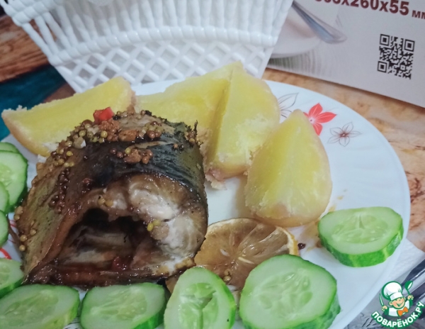 Скумбрия на подушке из лимона в духовке