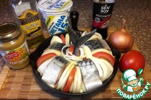 Скумбрия в маринаде на луковой подушке Скумбрия в маринаде на луковой подушке