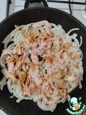 Сливочный соус из ветчины и лука