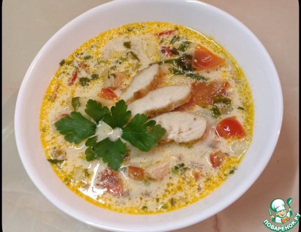 Сливочный суп с курицей и макаронами Сливочный суп с курицей и макаронами
