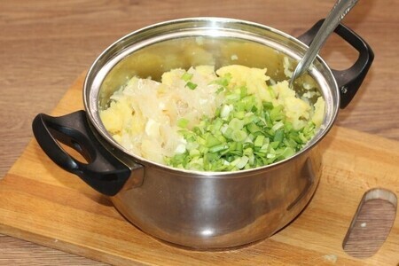 Слоеные пирожки с начинкой Слоеные пирожки с начинкой