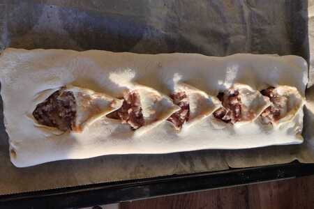 Слоеный пирог с мясом и сыром Слоеный пирог с мясом и сыром