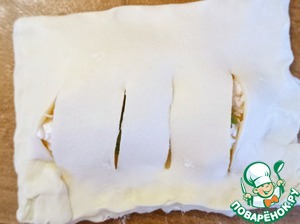 Слойки из козьего сыра с мёдом Слойки из козьего сыра с мёдом