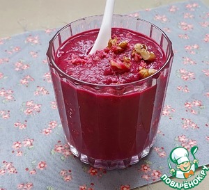 Смузи "Две свеклы" с сельдереем Смузи "Две свеклы" с сельдереем