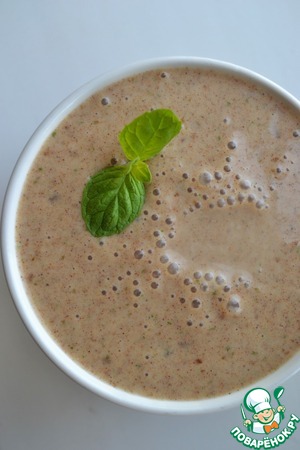 Смузи из банана с финиками Смузи из банана с финиками