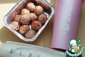Смузи из редиса к запеченным фрикаделькам Смузи из редиса к запеченным фрикаделькам