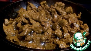 Сочная говяжья печень с луком Сочная говяжья печень с луком