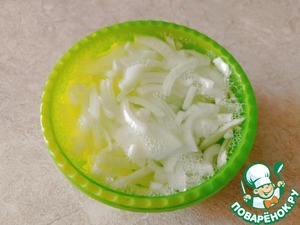 Сосиски с маринованными яйцами и луком Сосиски с маринованными яйцами и луком