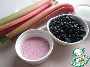 Соус с черникой и ревенем