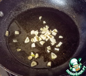 Спагетти с тофу, чесноком и лимоном Спагетти с тофу, чесноком и лимоном