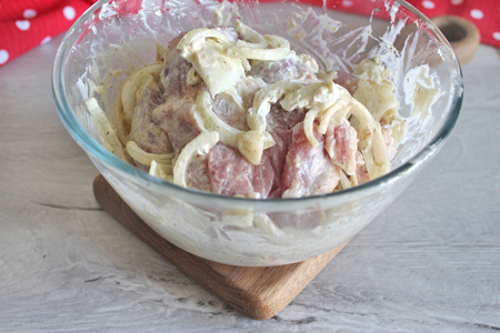 Стейк, замаринованный в майонезном #махеевъ маринаде, с яйцом 