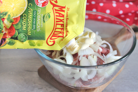 Стейк, замаринованный в майонезном #махеевъ маринаде, с яйцом 