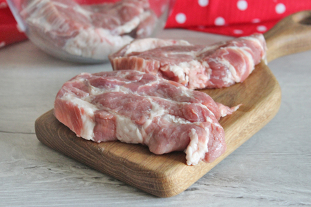 Стейк, замаринованный в майонезном #махеевъ маринаде, с яйцом 