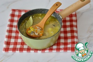 Суп из рыбных консервов с вермишелью