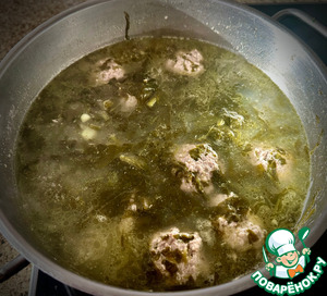 Суп из щавеля с фрикадельками из индюшки Суп из щавеля с фрикадельками из индюшки