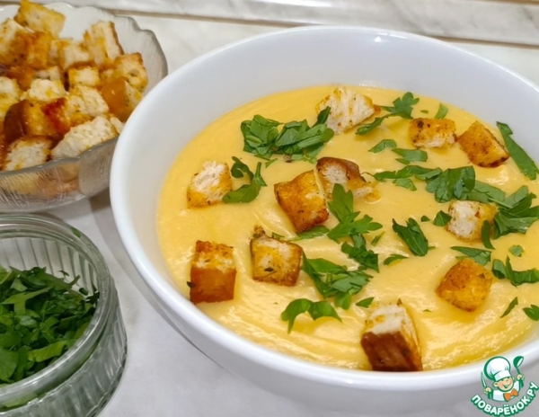 Суп-пюре из кабачков с сыром