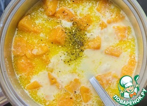 Суп-пюре с бататом и куриной грудкой